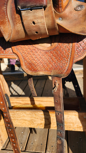 13.5" Three Forks Merril Barrel Saddle