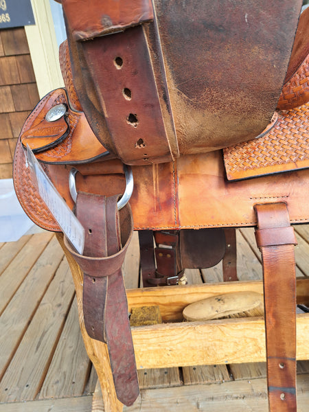 15" Weaver Western Saddle