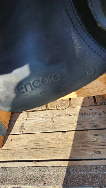 18" Duett Encore Dressage Saddle