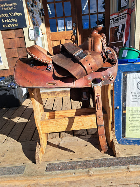 16" Champion Turf Western EQ Saddle