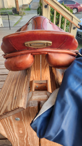 ON TRIAL 17" Stubben Camelot Close Contact Jump Saddle