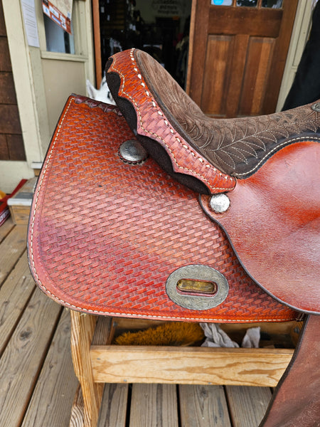 15" Longhorn Barrel Racing Saddle