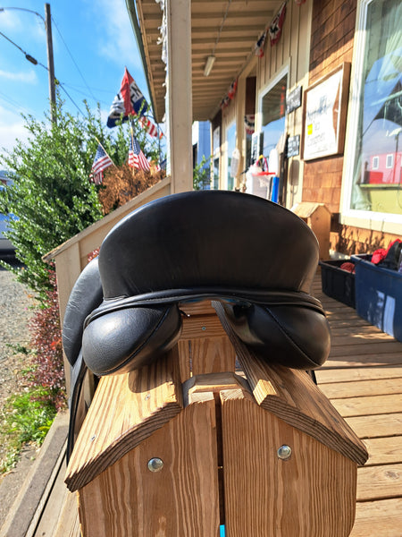 16.5" DK Saddlery