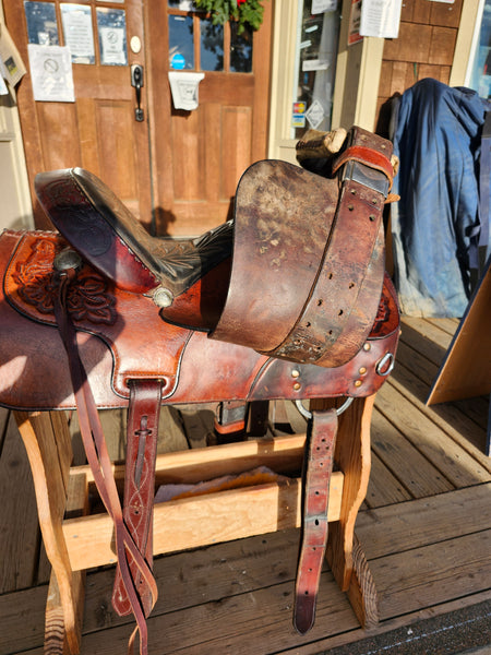 15" Hereford Western Trail Saddle