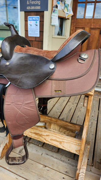 16" Synthetic Western Saddle