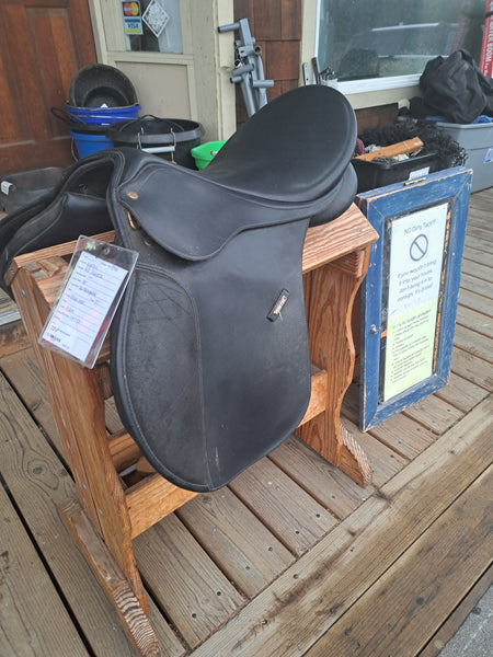 18" Wintec All Purpose Saddle