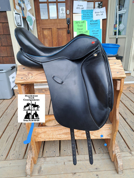 17" Hastilow Concept Dressage Saddle