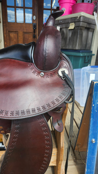 17" Circle Y Alabama Trail Gaiter saddle