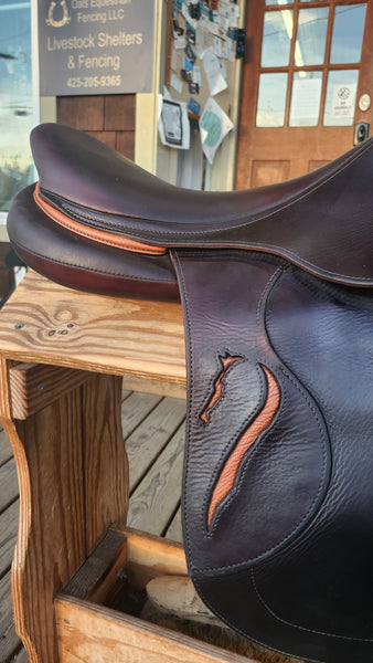 18" Antares Contact Jumping Saddle