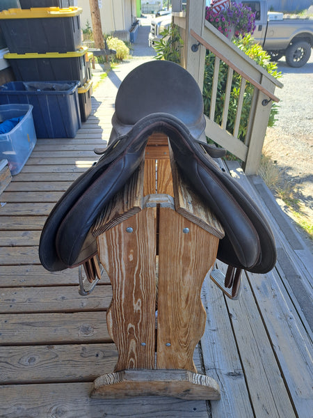 17.5" Wintec All Purpose English Saddle