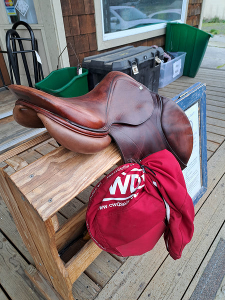 16.5" CWD Close Contact Saddle