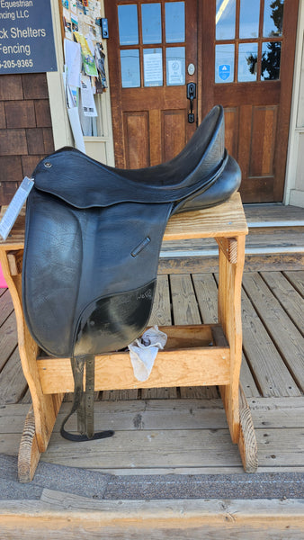 17.5" Isabell Bates Dressage