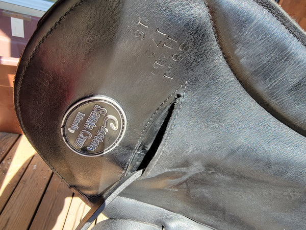 17.5" Custom Saddlery Santa Cruz Monoflap Dressage Saddle