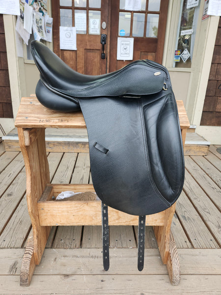 18" Jorge Canaves Vienna II Dressage Saddle