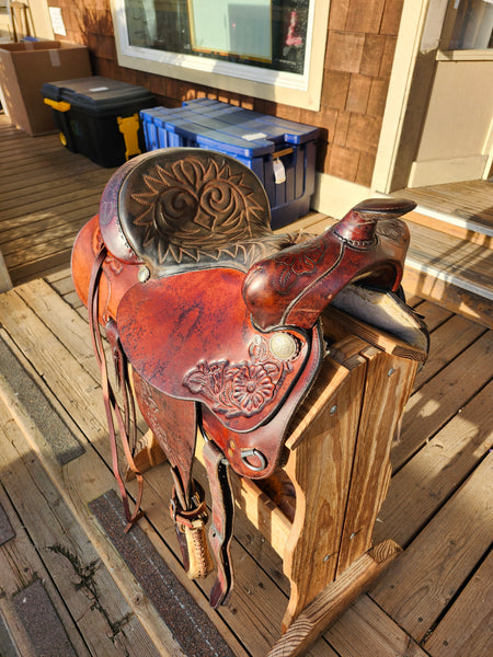 15" Hereford Western Trail Saddle