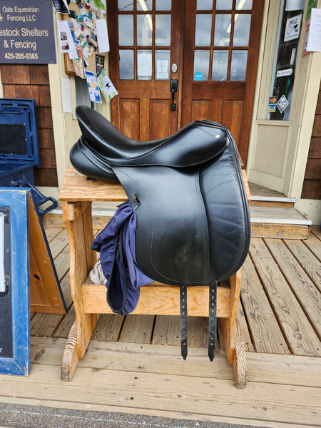 18.5" Schleese Infinity Dressage Saddle