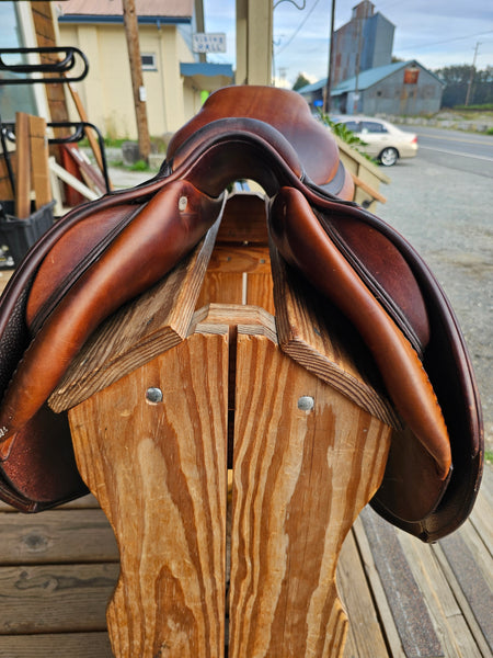 18" CWD SE02 Jump Saddle