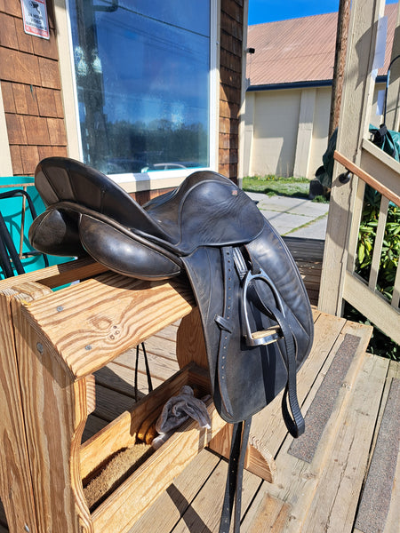 17" Laser Dressage Saddle