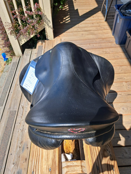 16.5" Fredy Roosli Pilatus Dressage Saddle