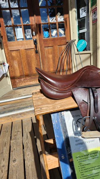 15.75" HDR Club Close Contact Jump Saddle