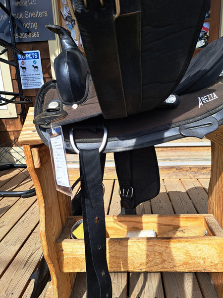 15" Abetta Synthetic Western Saddle