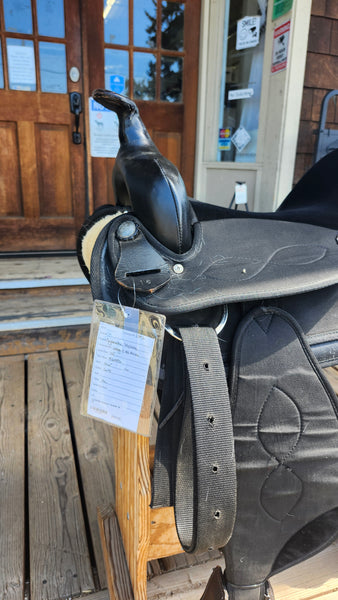 ON TRIAL 16" Synthetic Western Saddle