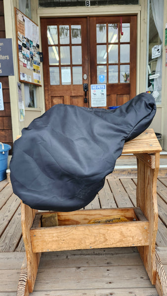 17" Butet Close Contact Jumping Saddle