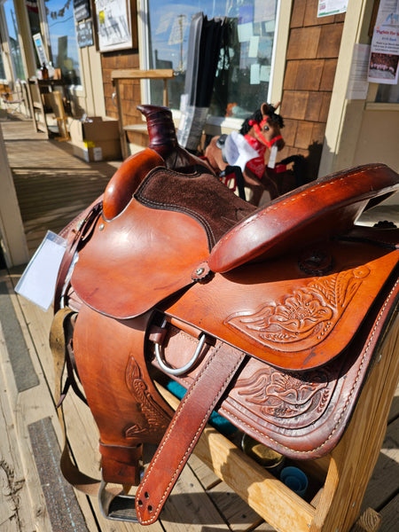16" Circle A by American Saddlery All Around roping saddle