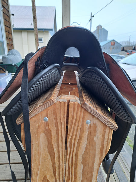 15" Hyperi Scottsdale Endurance Saddle