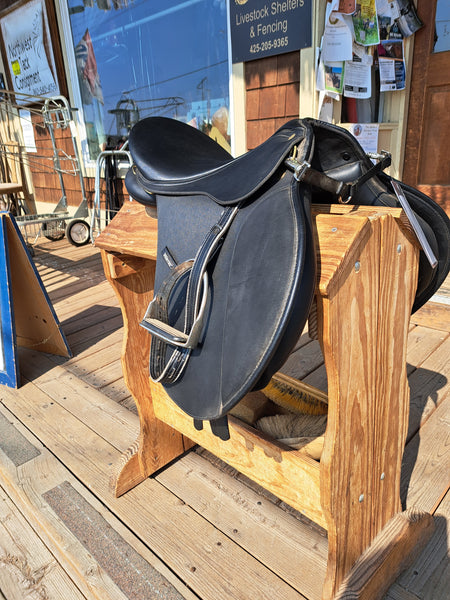 16.5" Wintec All Purpose English Saddle