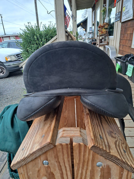 18" Wintec Pro Contourbloc Dressage Saddle