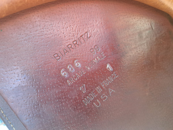 17" Devoucoux Biarritz Jump Saddle
