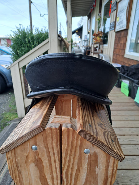 Ansur Classic Dressage Saddle