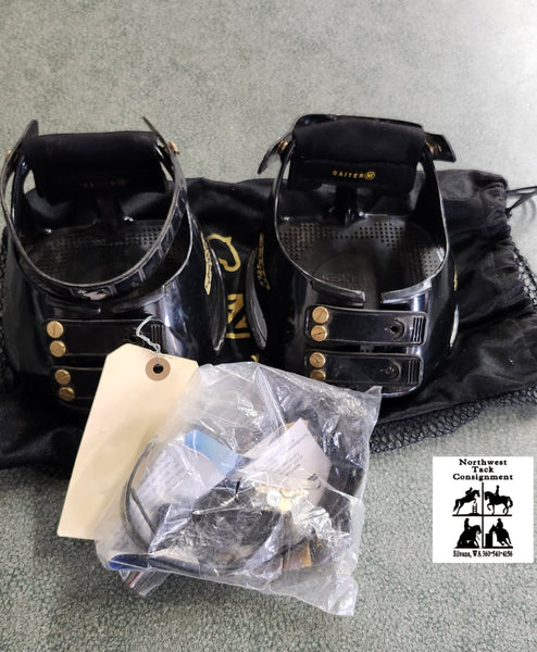 Size 5 Scoot Boot Classic w/ Accessories and Bag