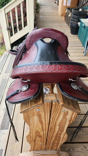 17" Dixieland Gaited Endurance Saddle