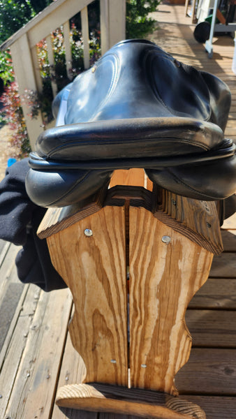 17.5" NSC Monoflap Jumping Saddle