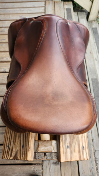 18" Antares Jump Saddle