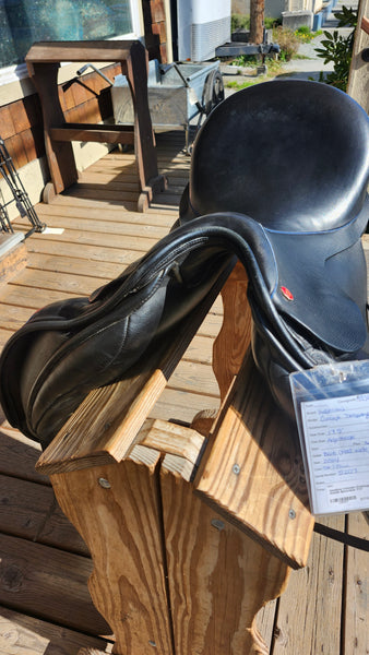 17.5" Hastilow Concept Dressage Saddle