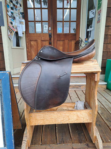 18" Thoroughbred Event English Saddle