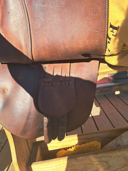 17" Butet Close Contact Jump Saddle