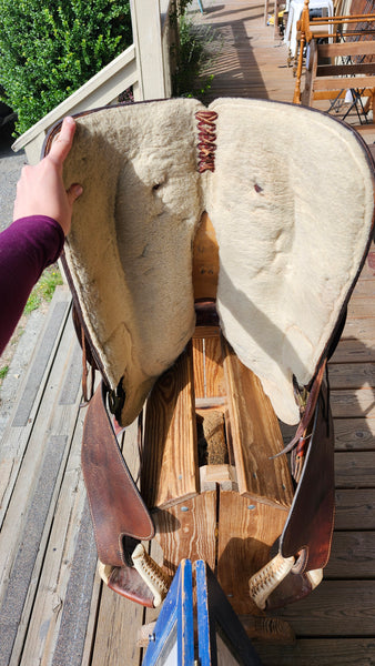 16" Simco Western saddle