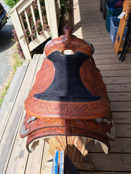 17.5" Blue Ribbon Western Show Saddle