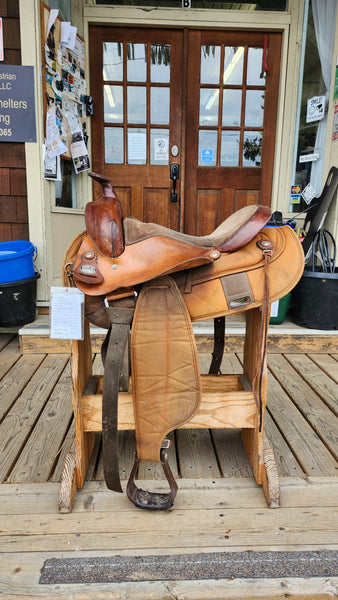 17" Fabtron Gaited Trail Saddle