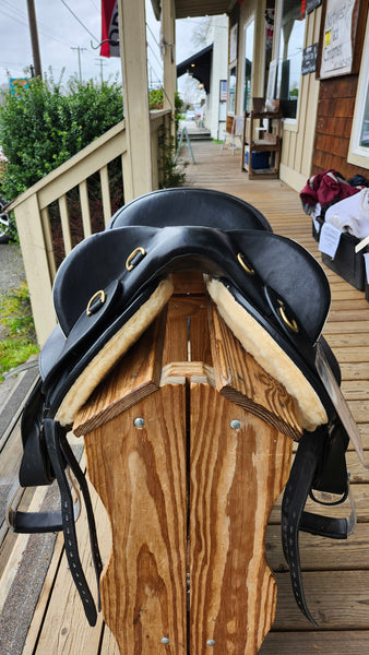 17" Peter Horobin Stride Free Australian Half Breed Saddle