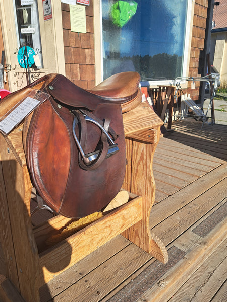 16" Butet Close Contact Jumping Saddle