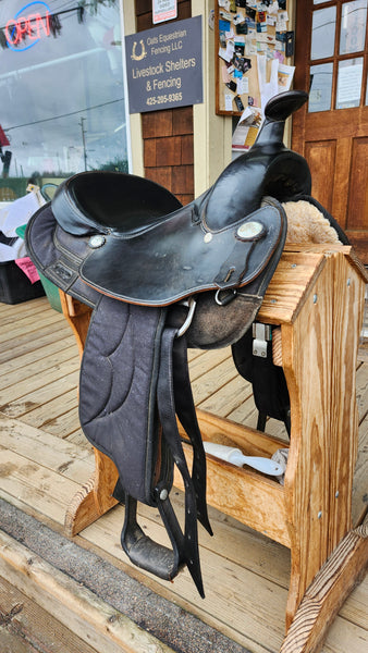 ON TRIAL 15.5" Big Horn Synthetic Arabian Saddle