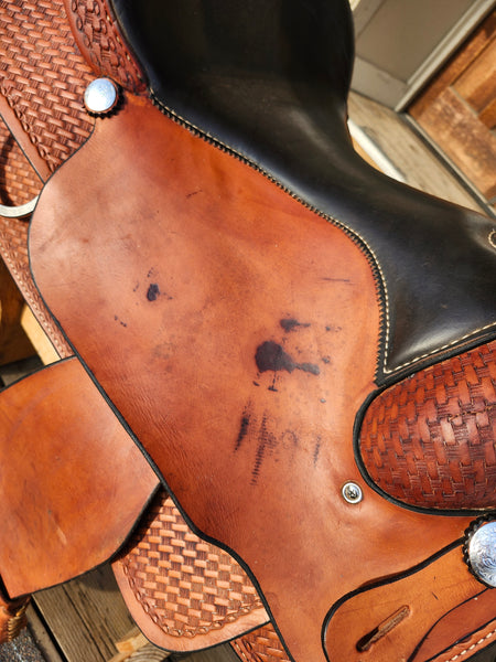 17.5" Frontier Saddlery Equitation Saddle