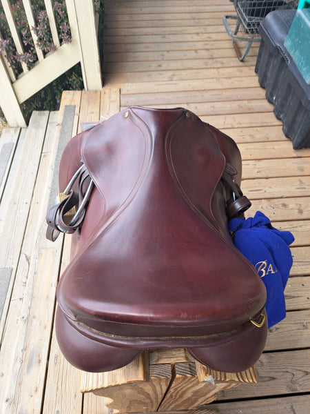 19" Bates Caprilli Close Contact Saddle