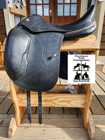 18" Prestige X-Breath Dressage Saddle