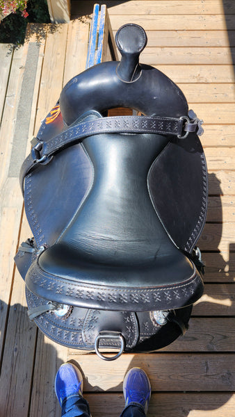 16" Circle Y Alabama Trail Gaiter Western Saddle